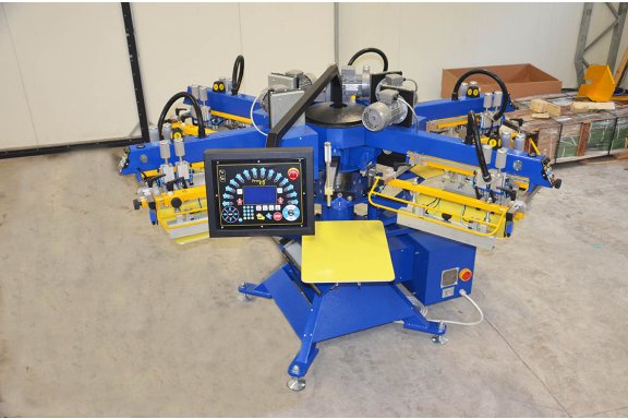 Ergonomic design. The diameter of the machine is only 240 cm