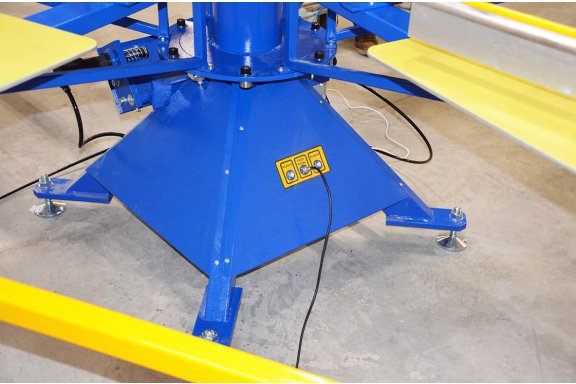 Synchronization of IR flash with press