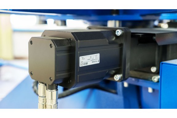 Сервопривод вращения печатных столов_1