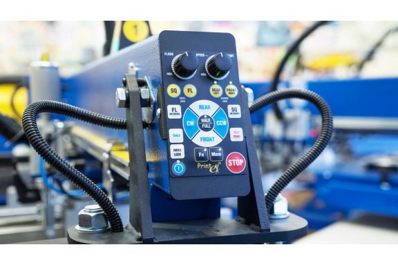 Пульт управления на каждой печатной голове