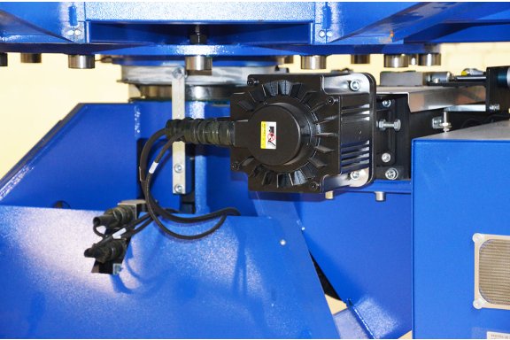 Сервопривод вращения печатных столов_2