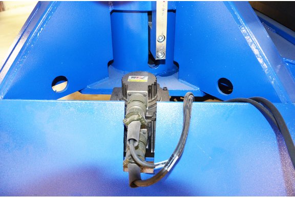 Сервопривод подъема печатных столов_2