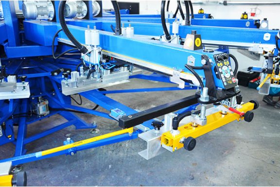 Front/rear screen holders