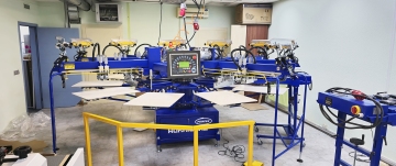 В  КОМПАНИИ «ГРИНМАН ПРОДАКШН» ИНСТАЛЛИРОВАН АВТОМАТИЧЕСКИЙ СЕРВОПРИВОДНЫЙ ТРАФАРЕТНЫЙ СТАНОК «PRINTEX» HURRICANE SLE 