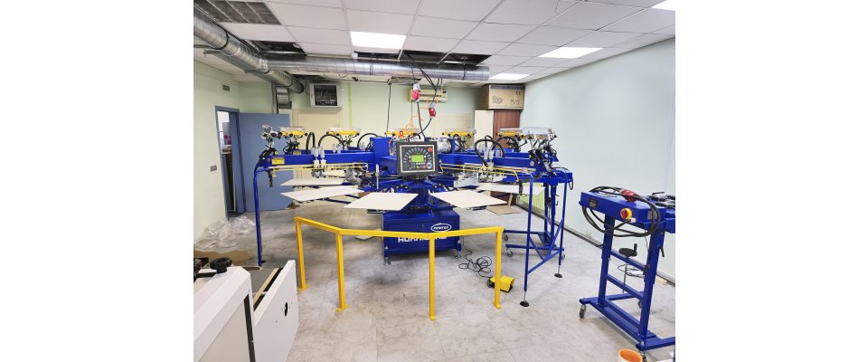 В  КОМПАНИИ «ГРИНМАН ПРОДАКШН» ИНСТАЛЛИРОВАН АВТОМАТИЧЕСКИЙ СЕРВОПРИВОДНЫЙ ТРАФАРЕТНЫЙ СТАНОК «PRINTEX» HURRICANE SLE 