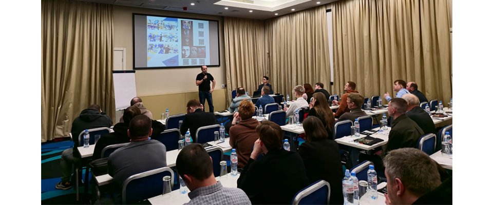 1-ЫЙ КОНГРЕСС ШЕЛКОГРАФОВ РОССИИ. КОНФЕРЕНЦИЯ ПРИНТЕКС/ДИГЛ ДИЗАЙН/УНТЕКС